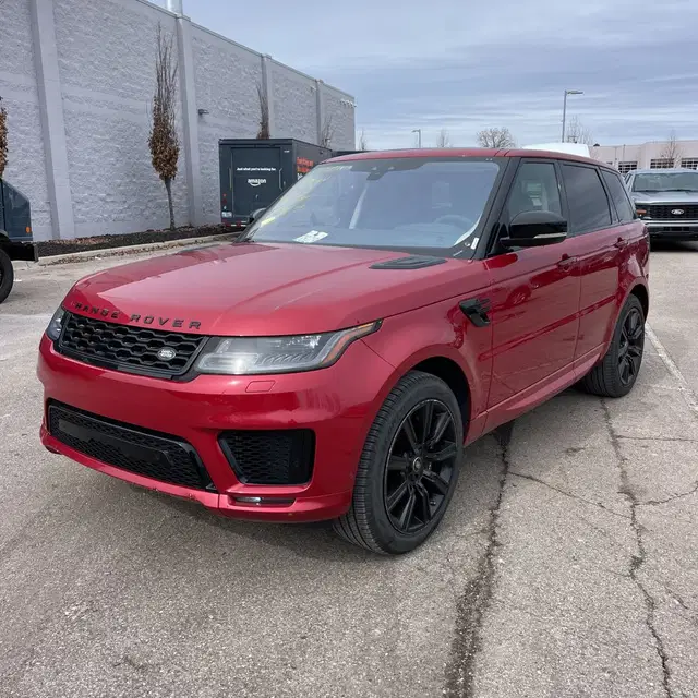 2021 Land Rover Range Rover Sport HST