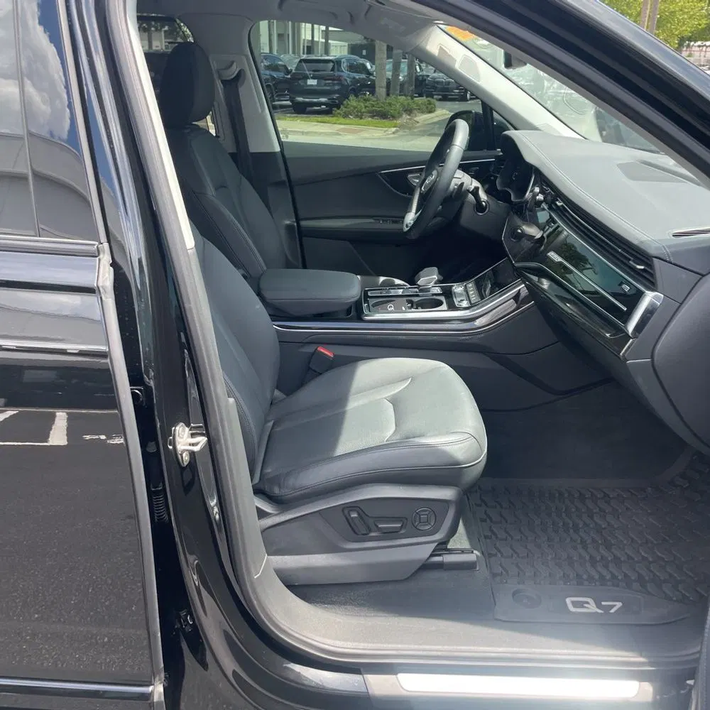 2024 Audi Q7 Premium Plus 55