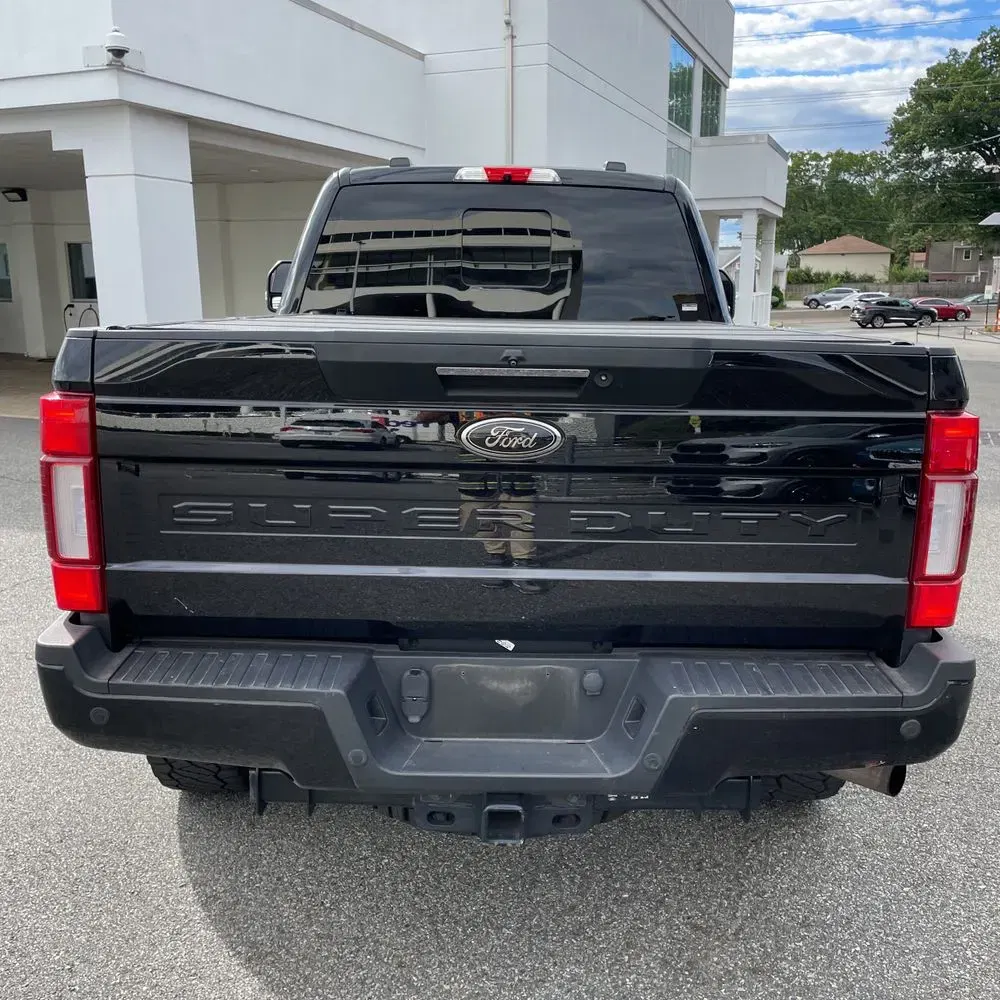 2022 Ford F-350 Super Duty Lariat