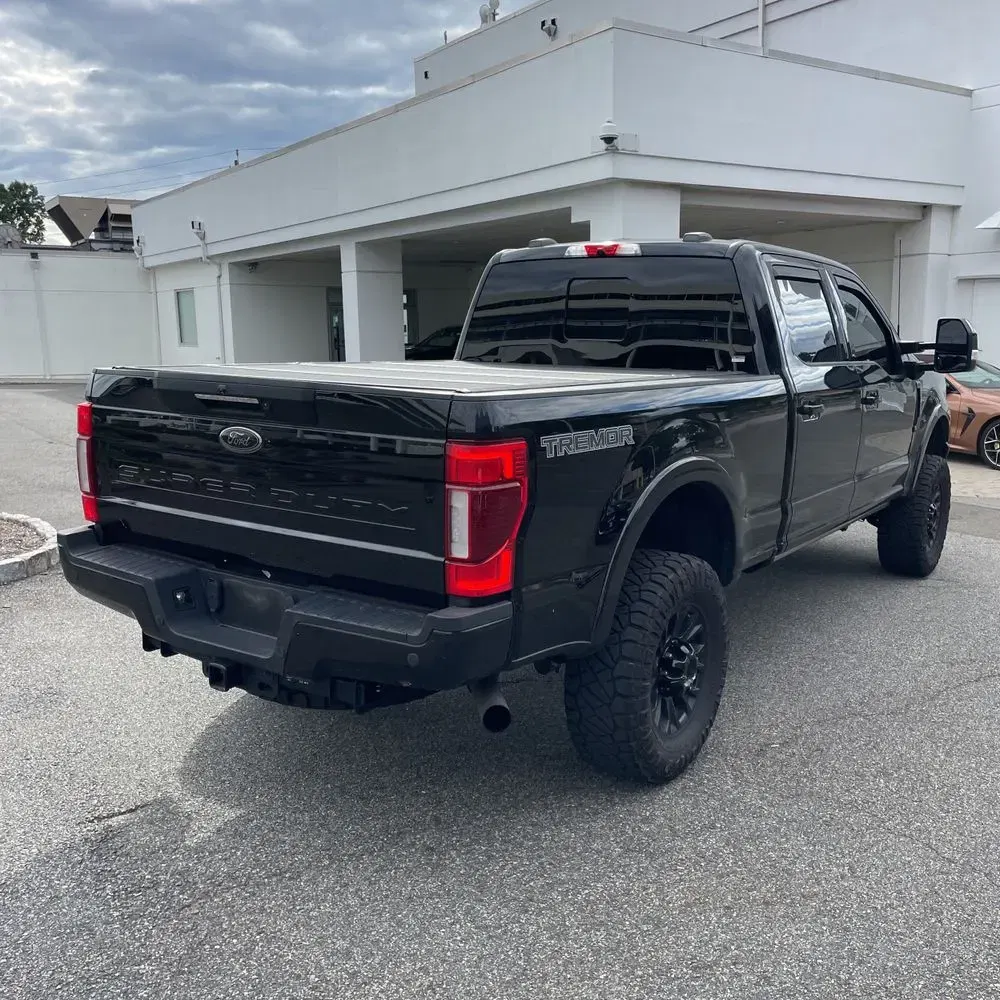 2022 Ford F-350 Super Duty Lariat