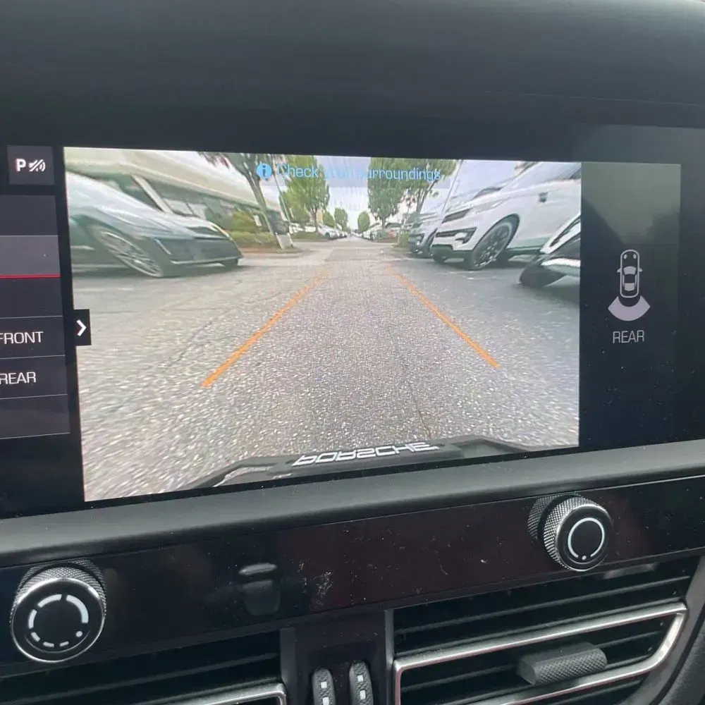 2024 Porsche Macan Base