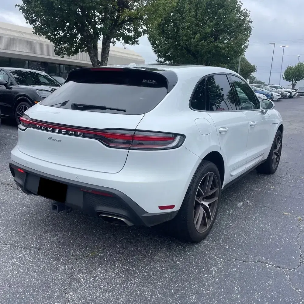 2024 Porsche Macan Base