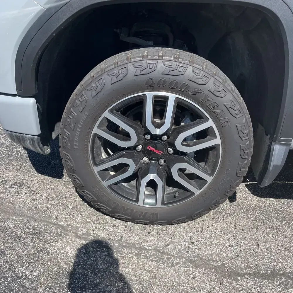 2024 GMC Sierra 1500 AT4