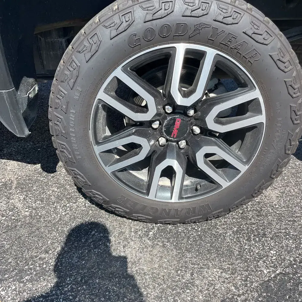 2024 GMC Sierra 1500 AT4