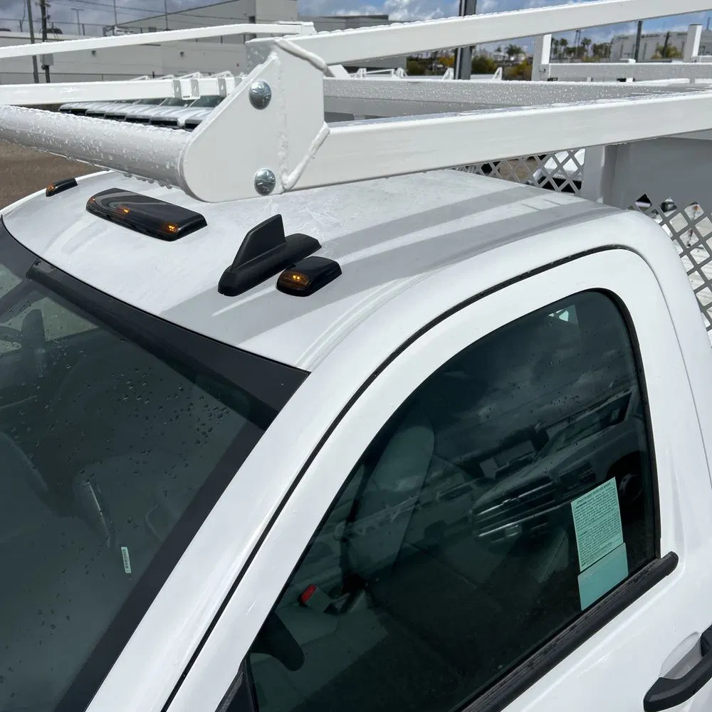 2023 Chevrolet Silverado 5500 W/T