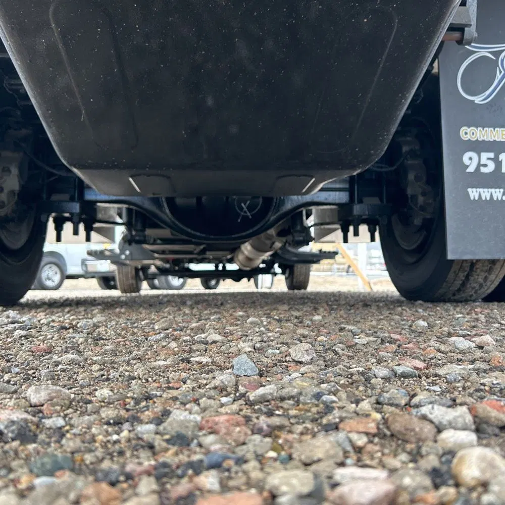 2023 Chevrolet Silverado 5500 W/T