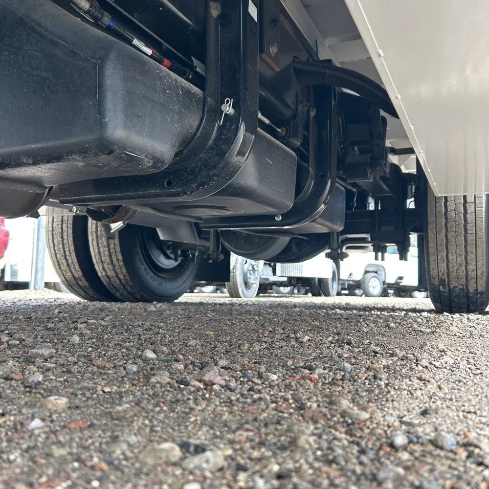 2023 Chevrolet Silverado 5500 W/T