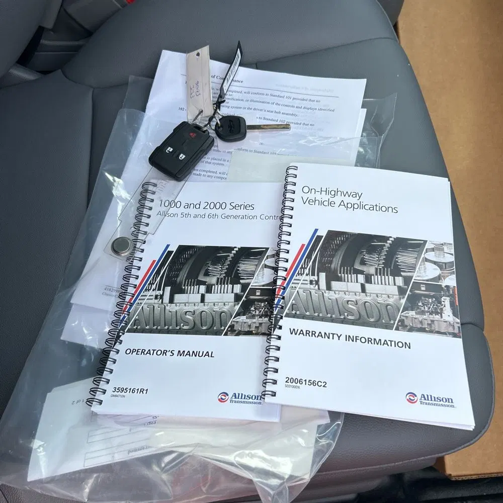 2023 Chevrolet Silverado 5500 W/T