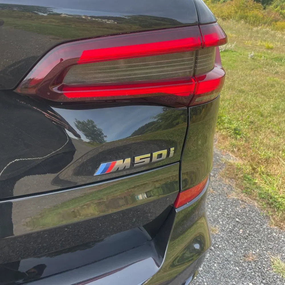 2022 BMW X5 M50i