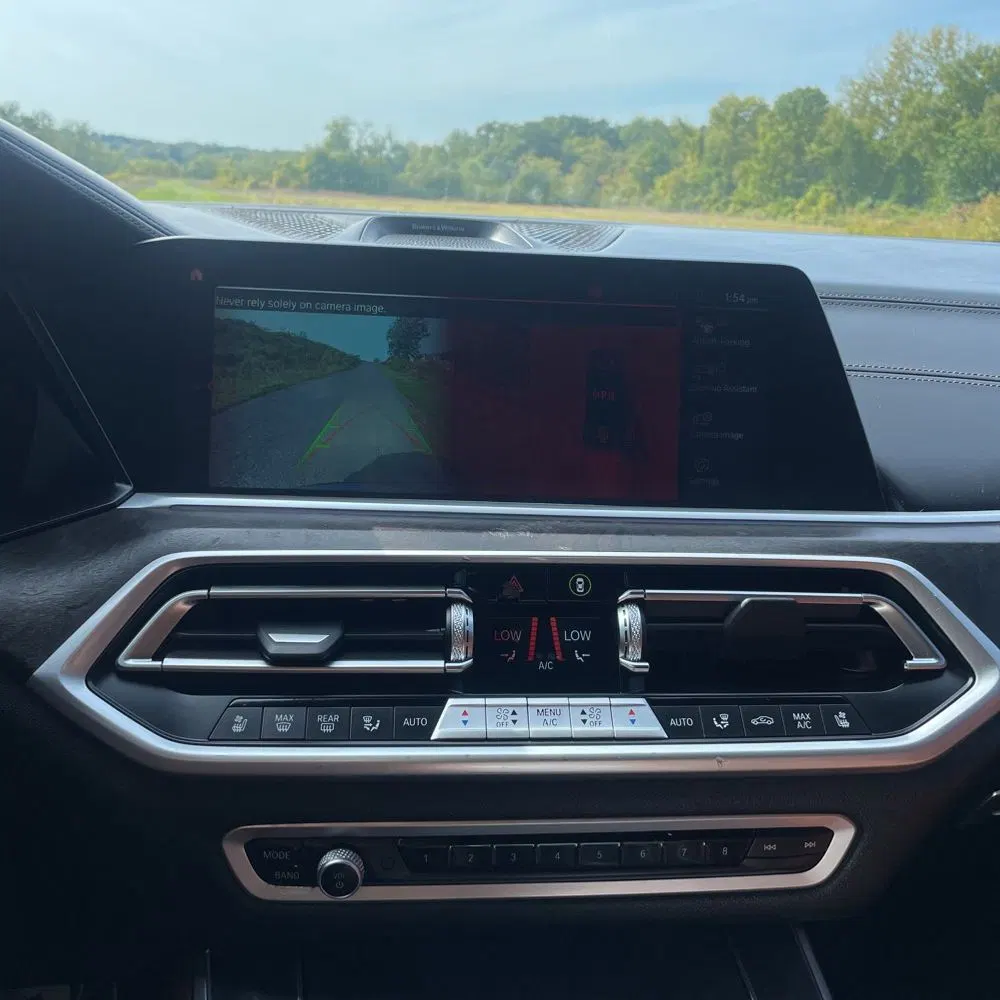 2022 BMW X5 M50i