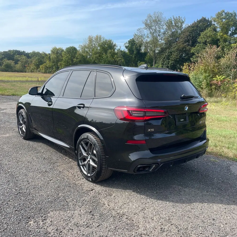 2022 BMW X5 M50i
