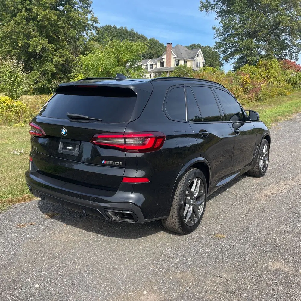 2022 BMW X5 M50i