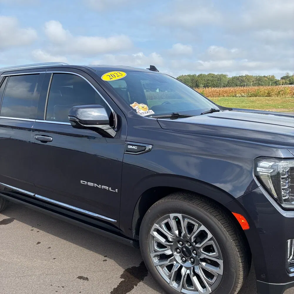 2023 GMC Yukon Denali Ultimate