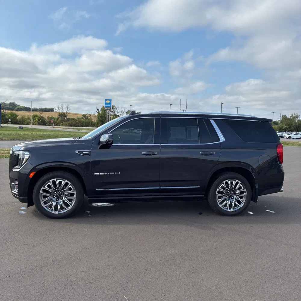 2023 GMC Yukon Denali Ultimate