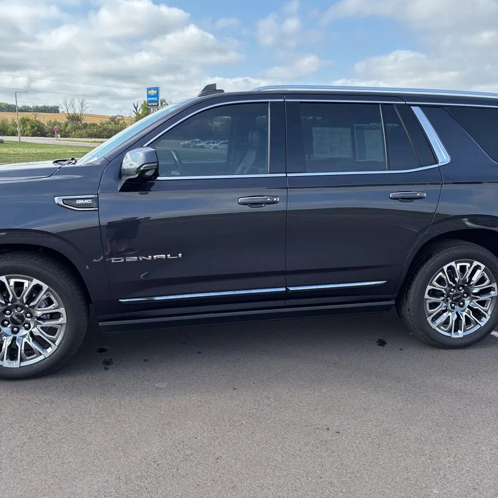 2023 GMC Yukon Denali Ultimate