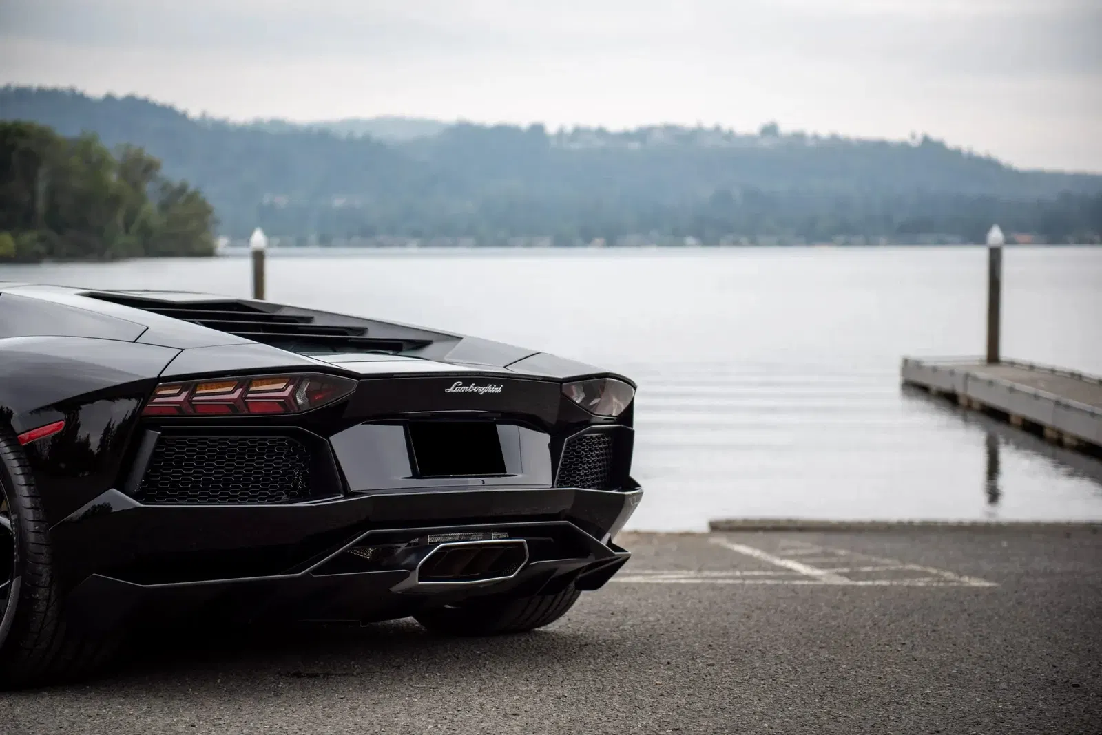 2013 Lamborghini Aventador LP700-4 Coupe