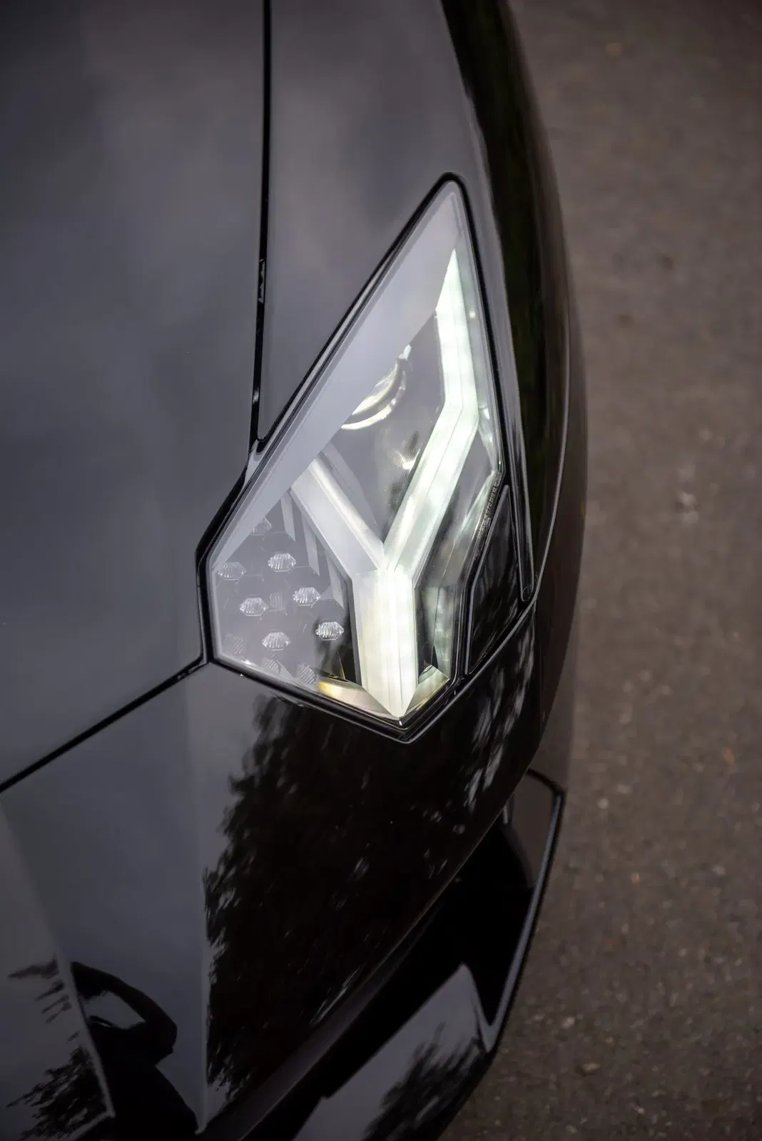 2013 Lamborghini Aventador LP700-4 Coupe