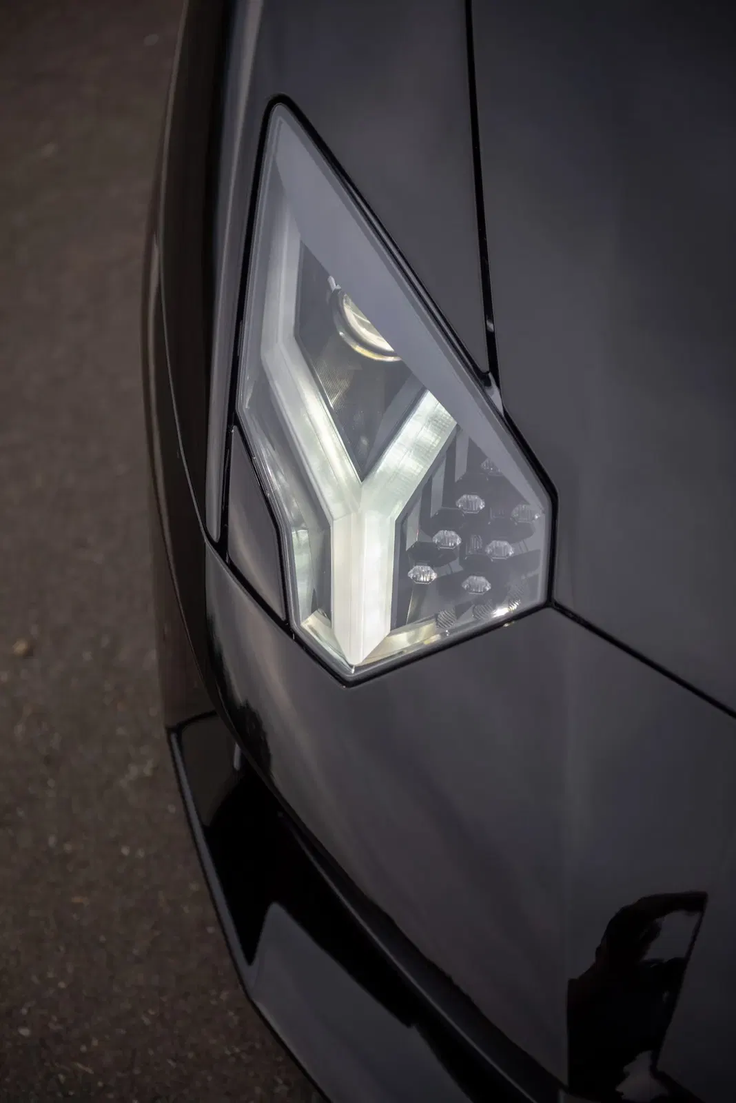 2013 Lamborghini Aventador LP700-4 Coupe