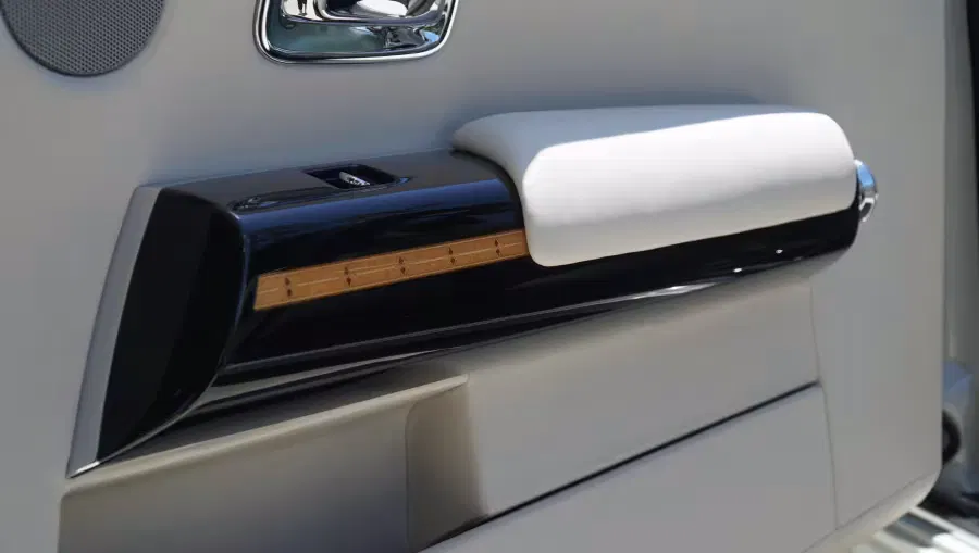 2017 Rolls-Royce Phantom Drophead Coupe