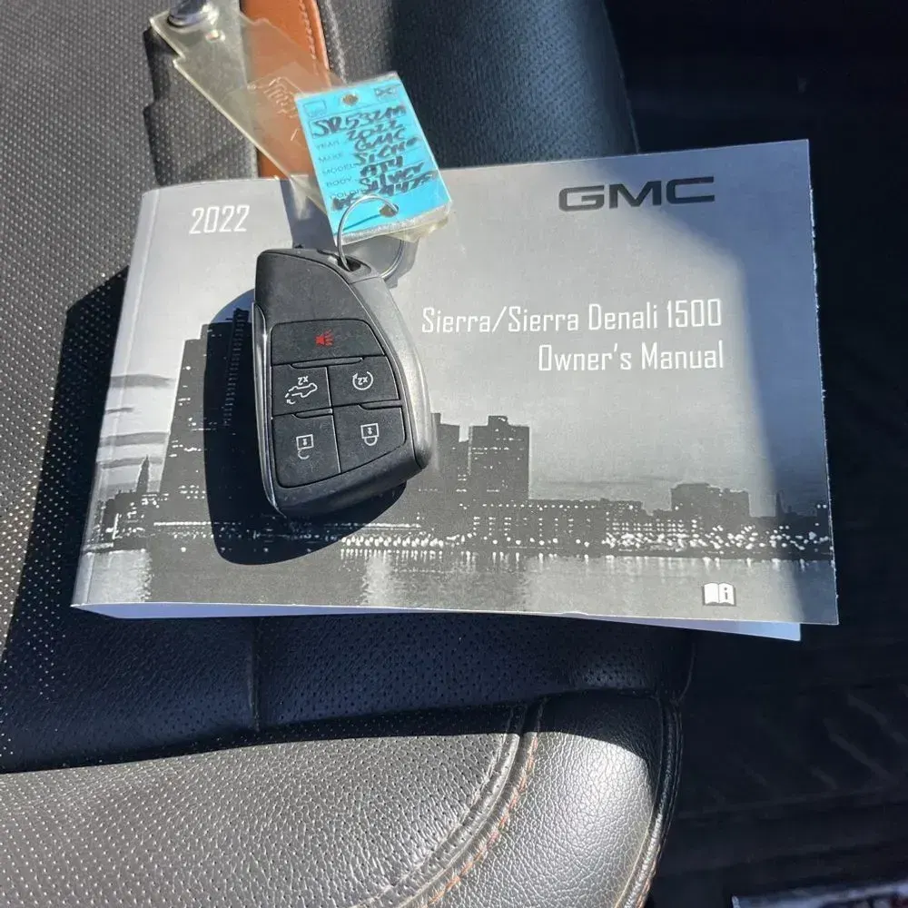 2022 GMC Sierra 1500 AT4