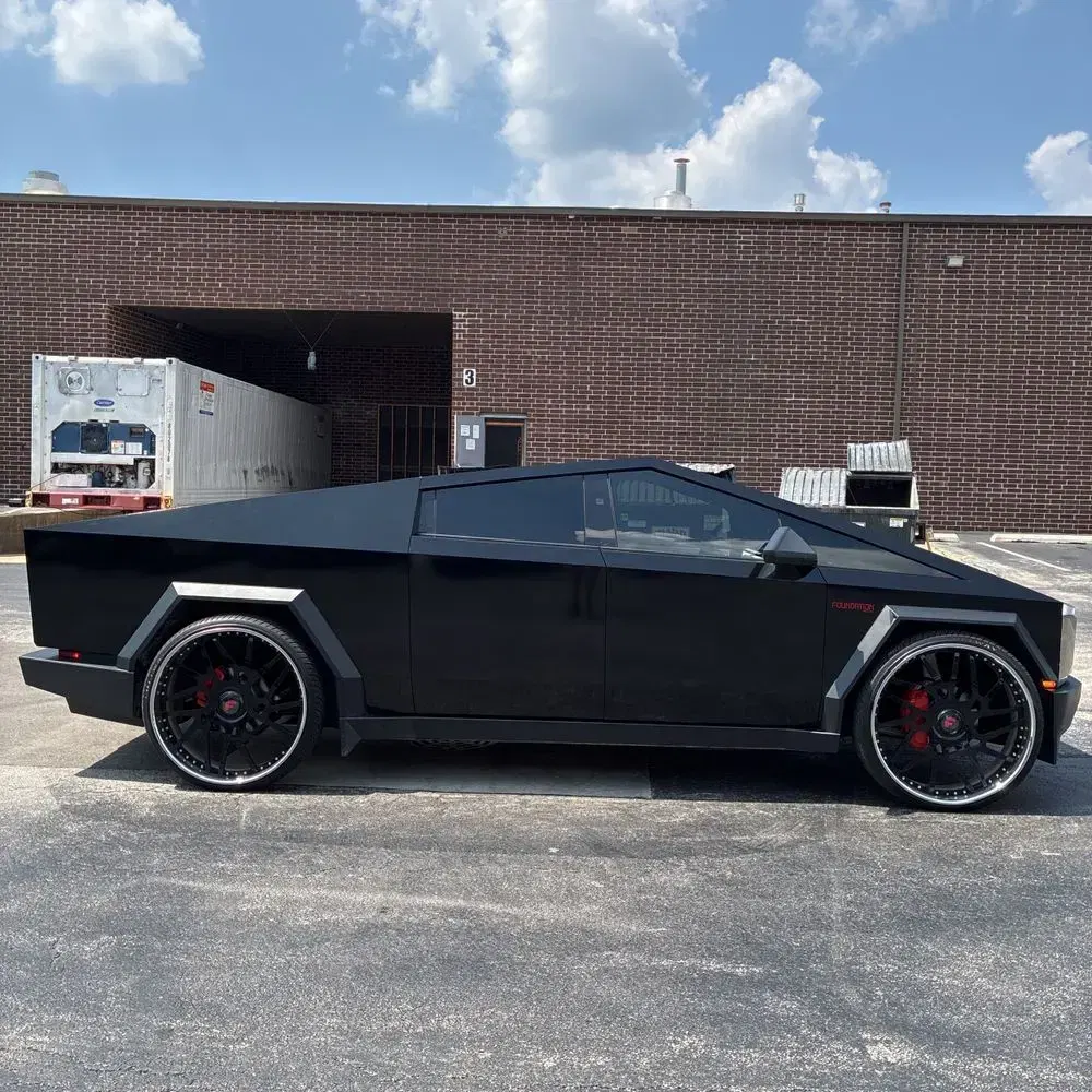 2024 Tesla Cybertruck Base