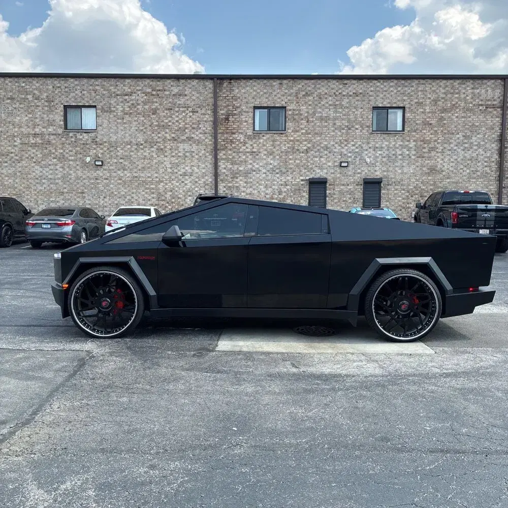 2024 Tesla Cybertruck Base
