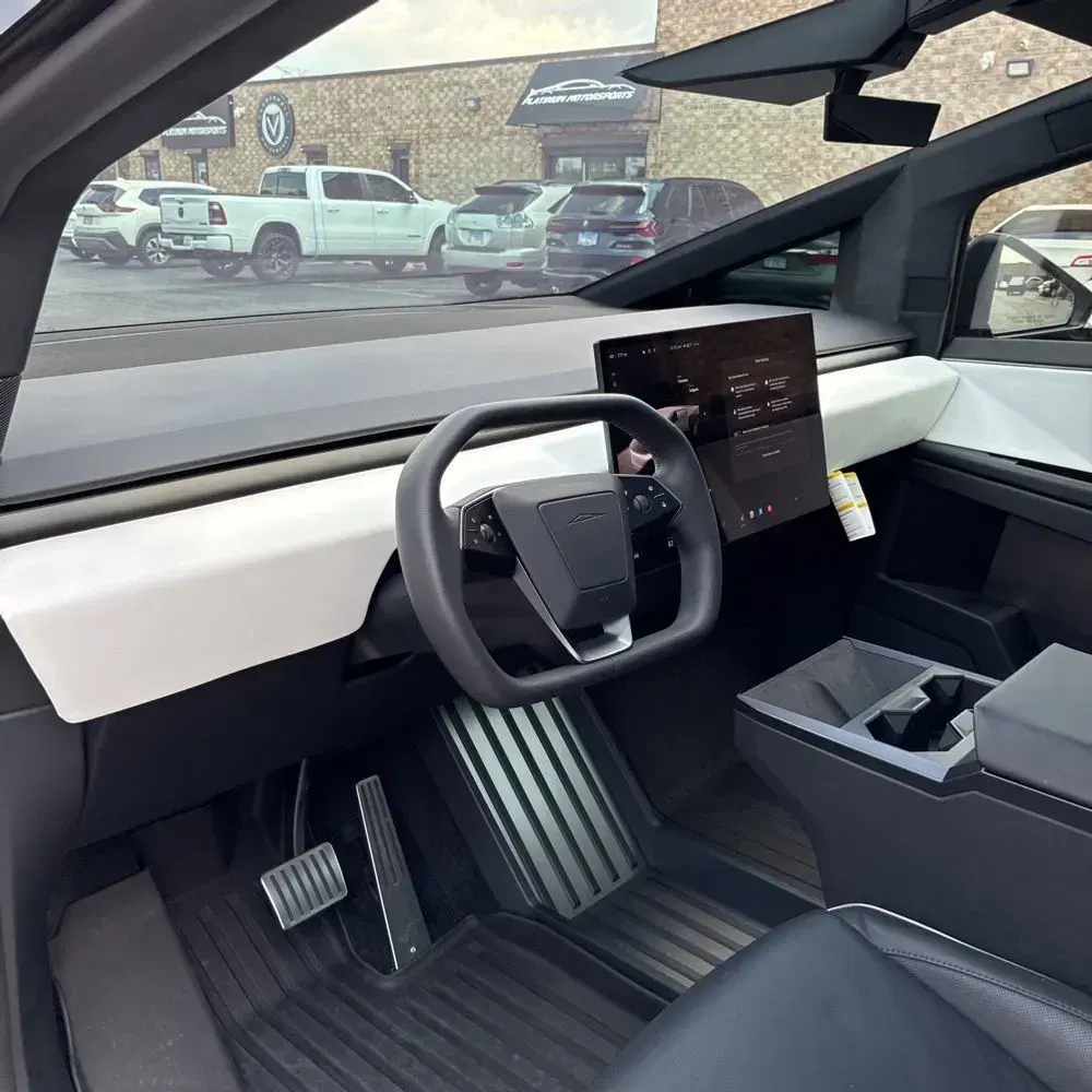 2024 Tesla Cybertruck Base