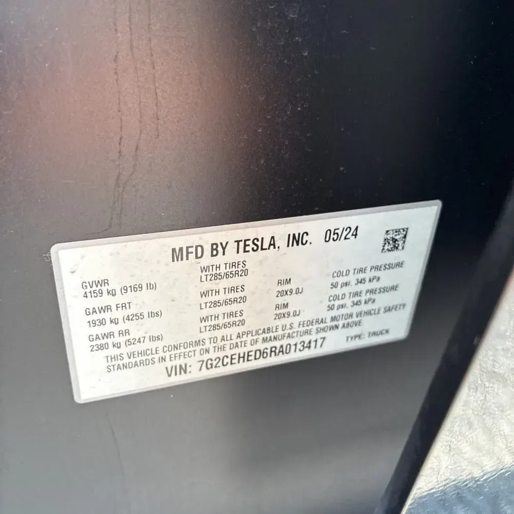 2024 Tesla Cybertruck Base