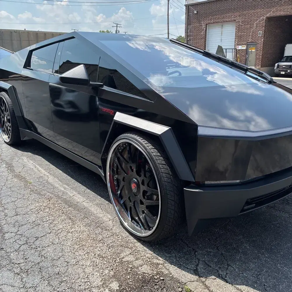 2024 Tesla Cybertruck Base