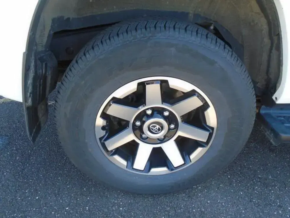 2024 Toyota 4Runner TRD Off Road