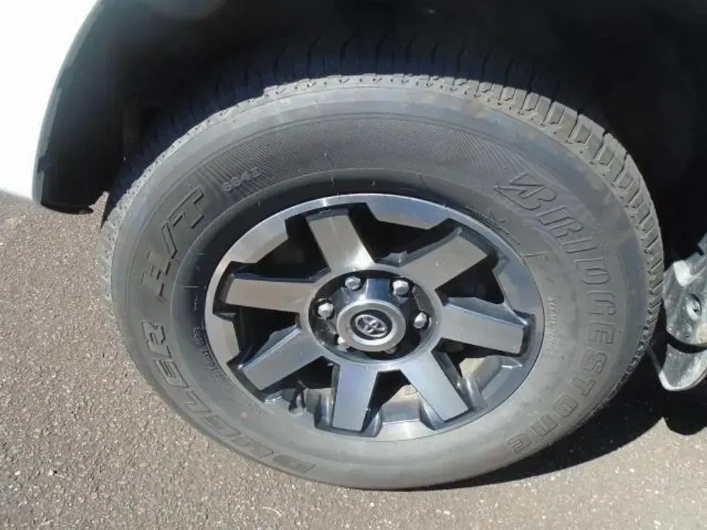 2024 Toyota 4Runner TRD Off Road