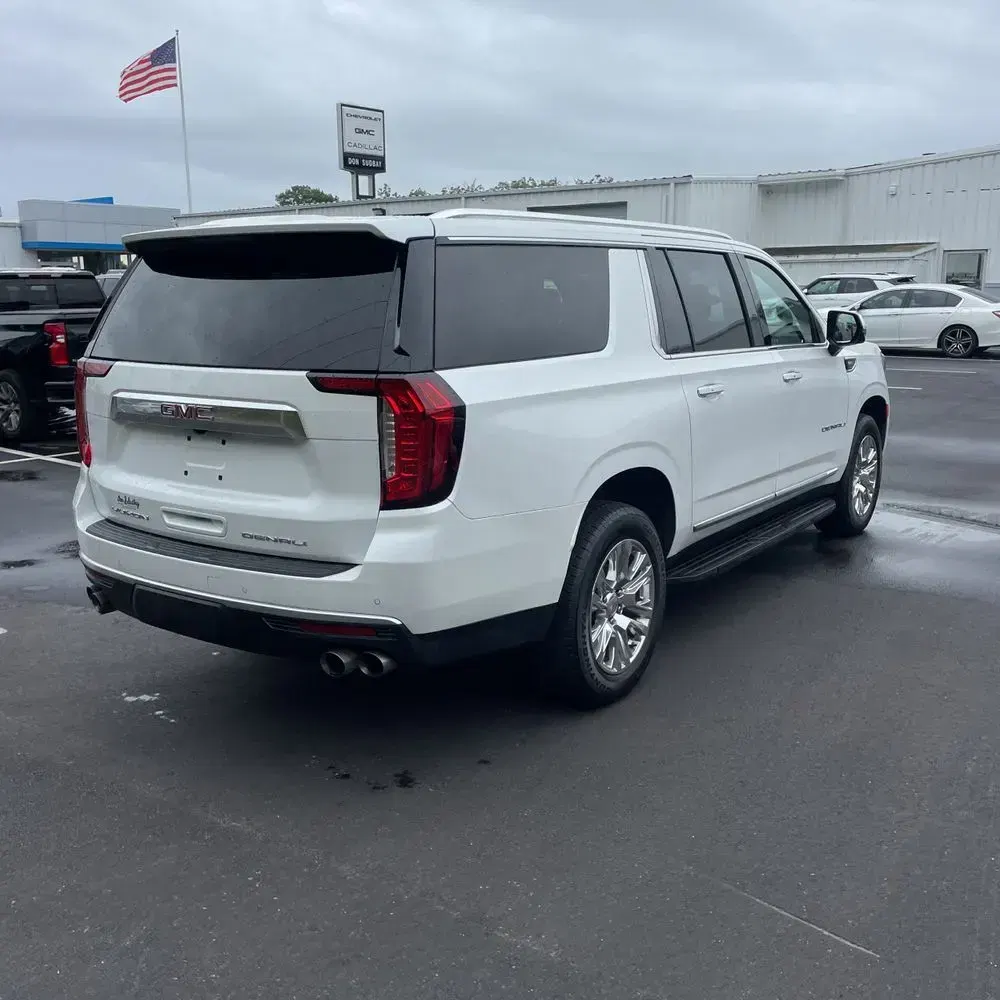 2022 GMC Yukon XL Denali