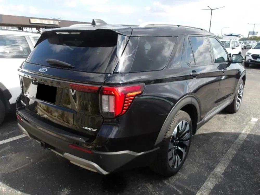 2025 Ford Explorer Platinum