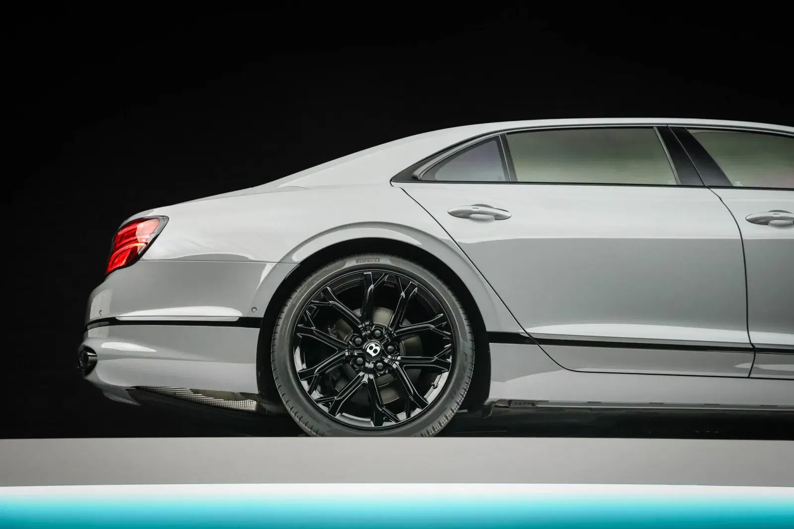 2023 Bentley Flying Spur S V8