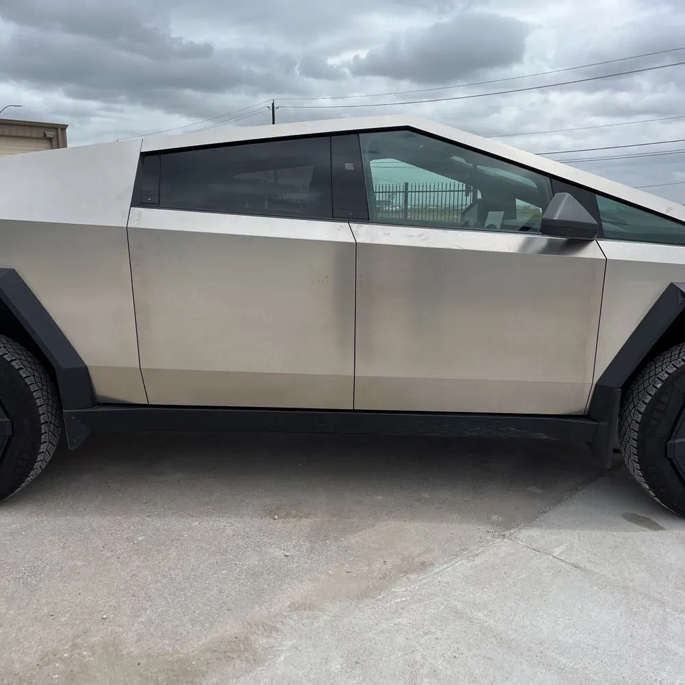 2024 Tesla Cybertruck Base