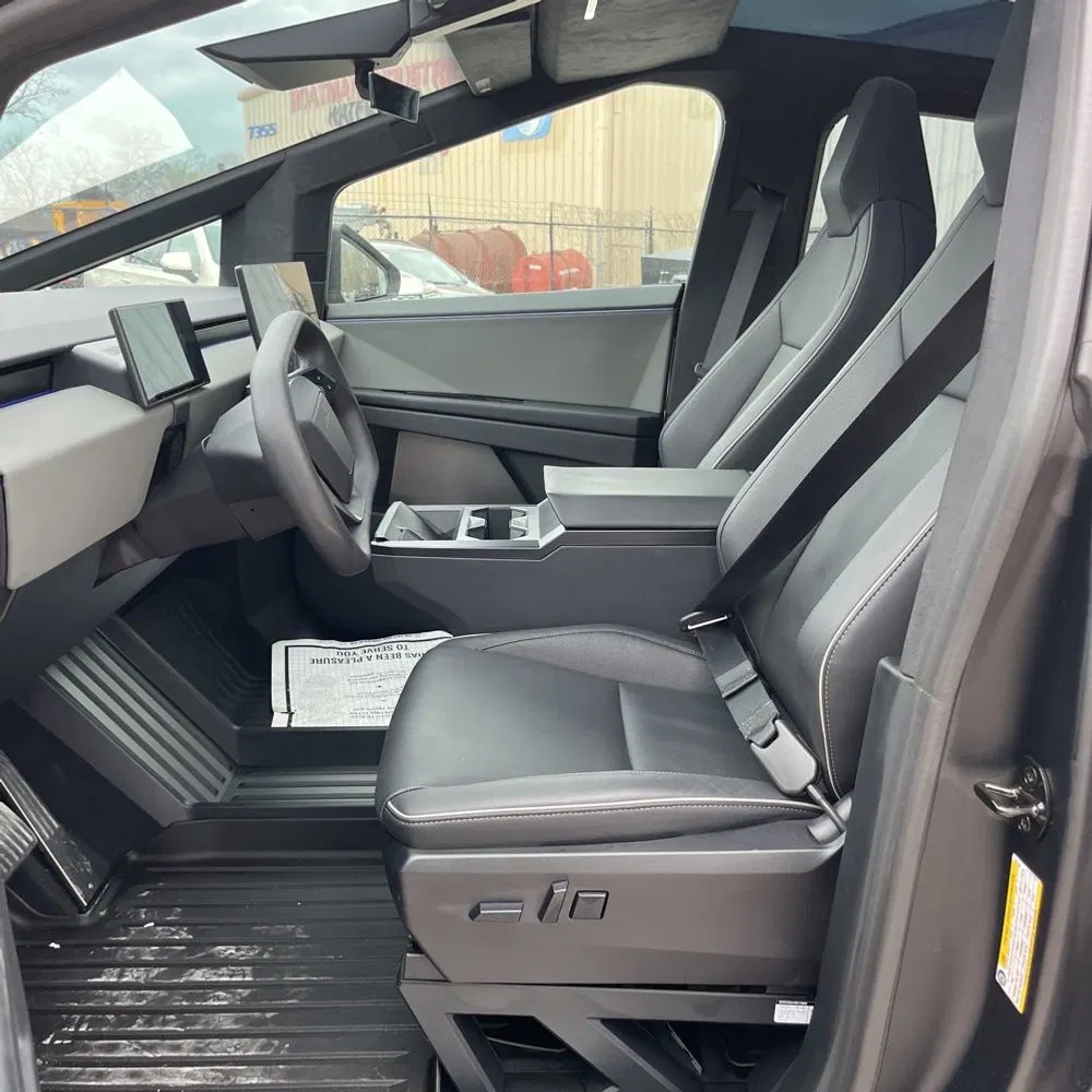 2024 Tesla Cybertruck Base