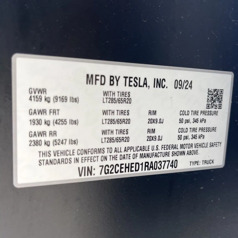 2024 Tesla Cybertruck Base