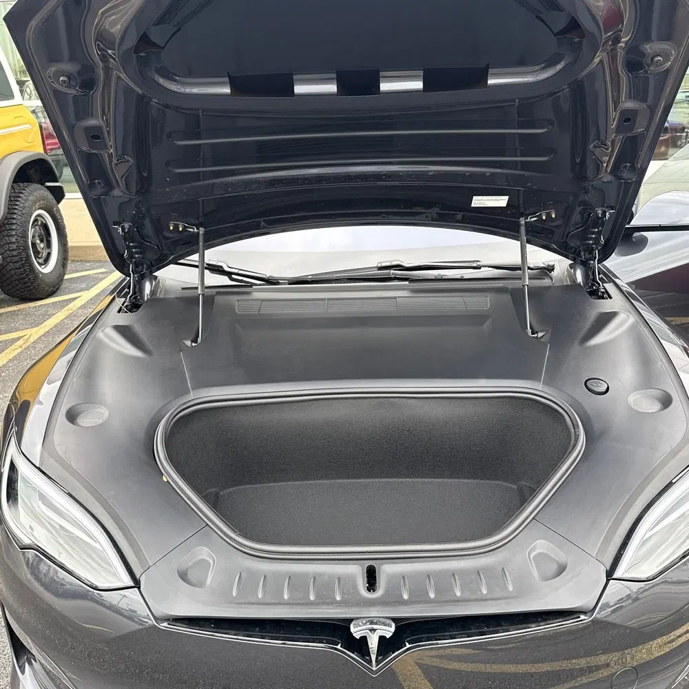 2024 Tesla Model S Plaid