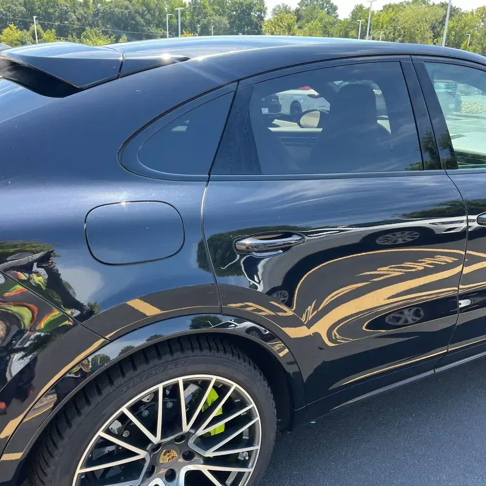 2022 Porsche Cayenne Turbo S E-Hybrid Coupe