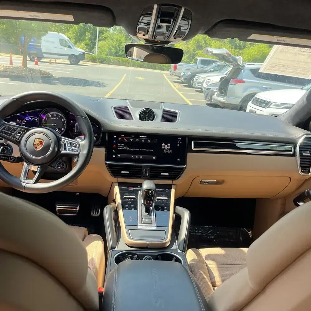 2022 Porsche Cayenne Turbo S E-Hybrid Coupe