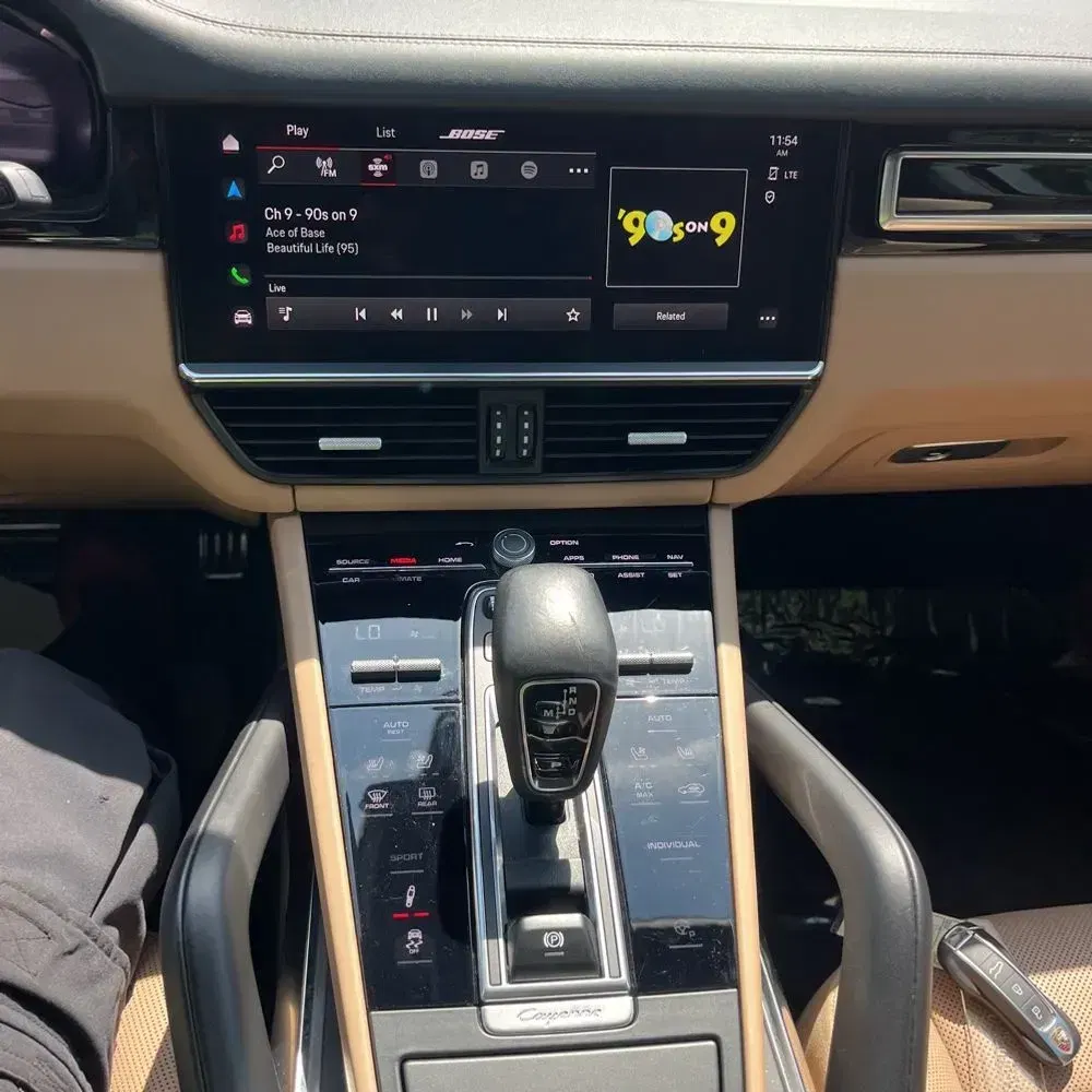 2022 Porsche Cayenne Turbo S E-Hybrid Coupe