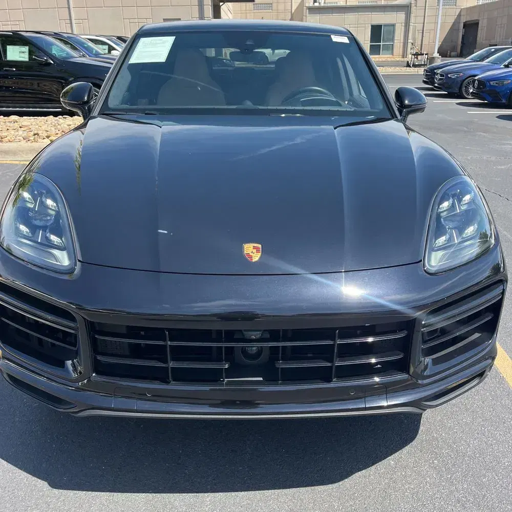 2022 Porsche Cayenne Turbo S E-Hybrid Coupe