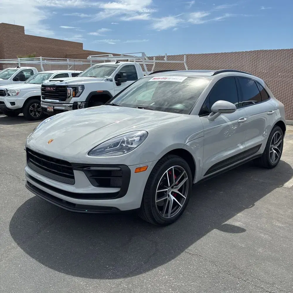 2022 Porsche Macan S