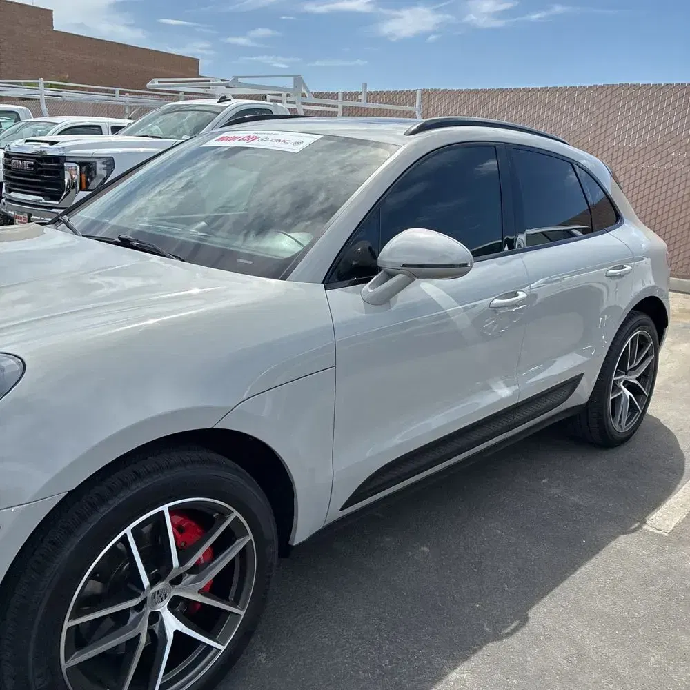 2022 Porsche Macan S