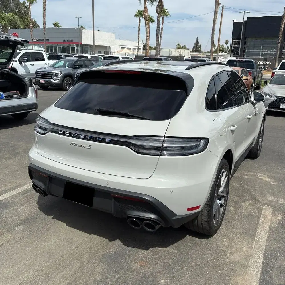2022 Porsche Macan S
