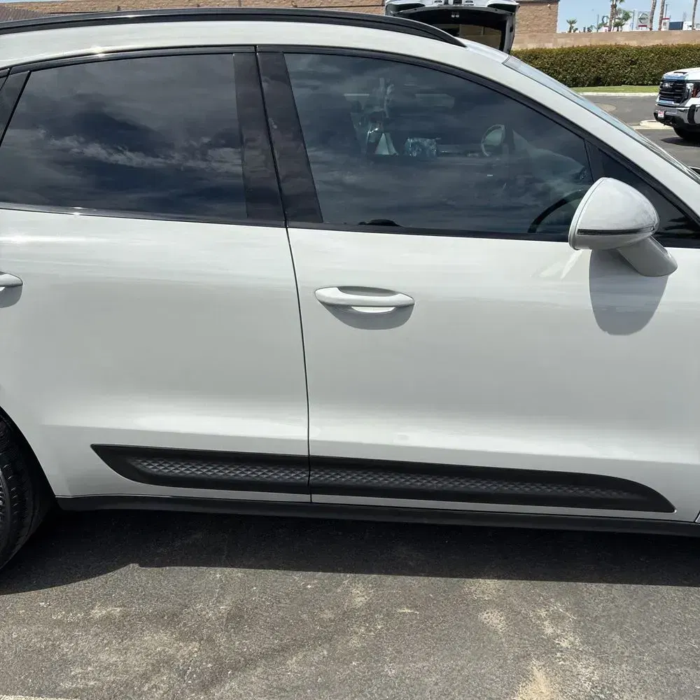 2022 Porsche Macan S