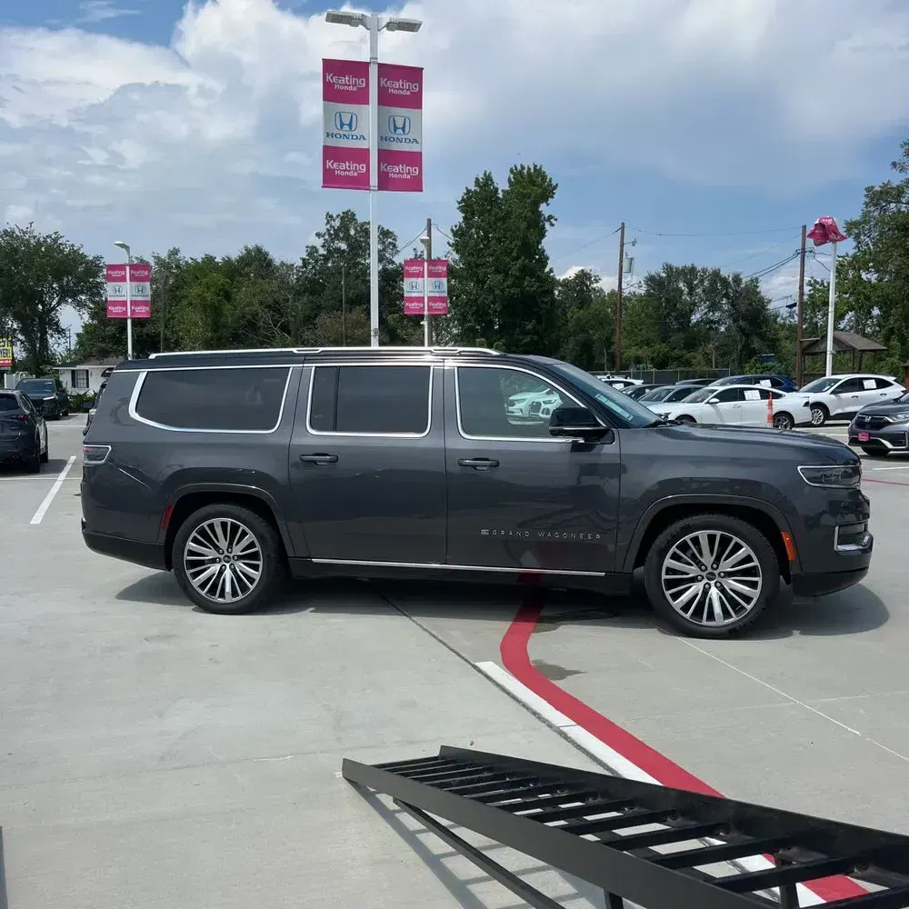 2024 Jeep Grand Wagoneer L Series III