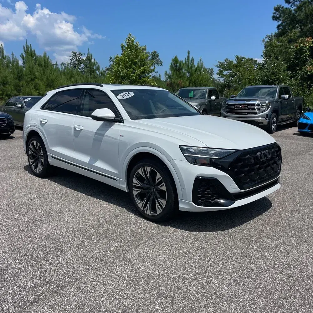2025 Audi Q8 Premium Plus 55