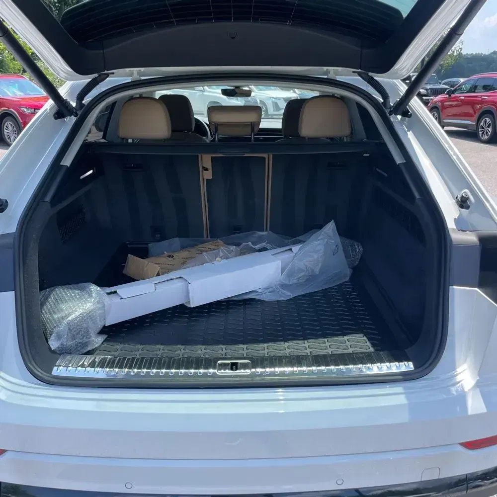 2025 Audi Q8 Premium Plus 55