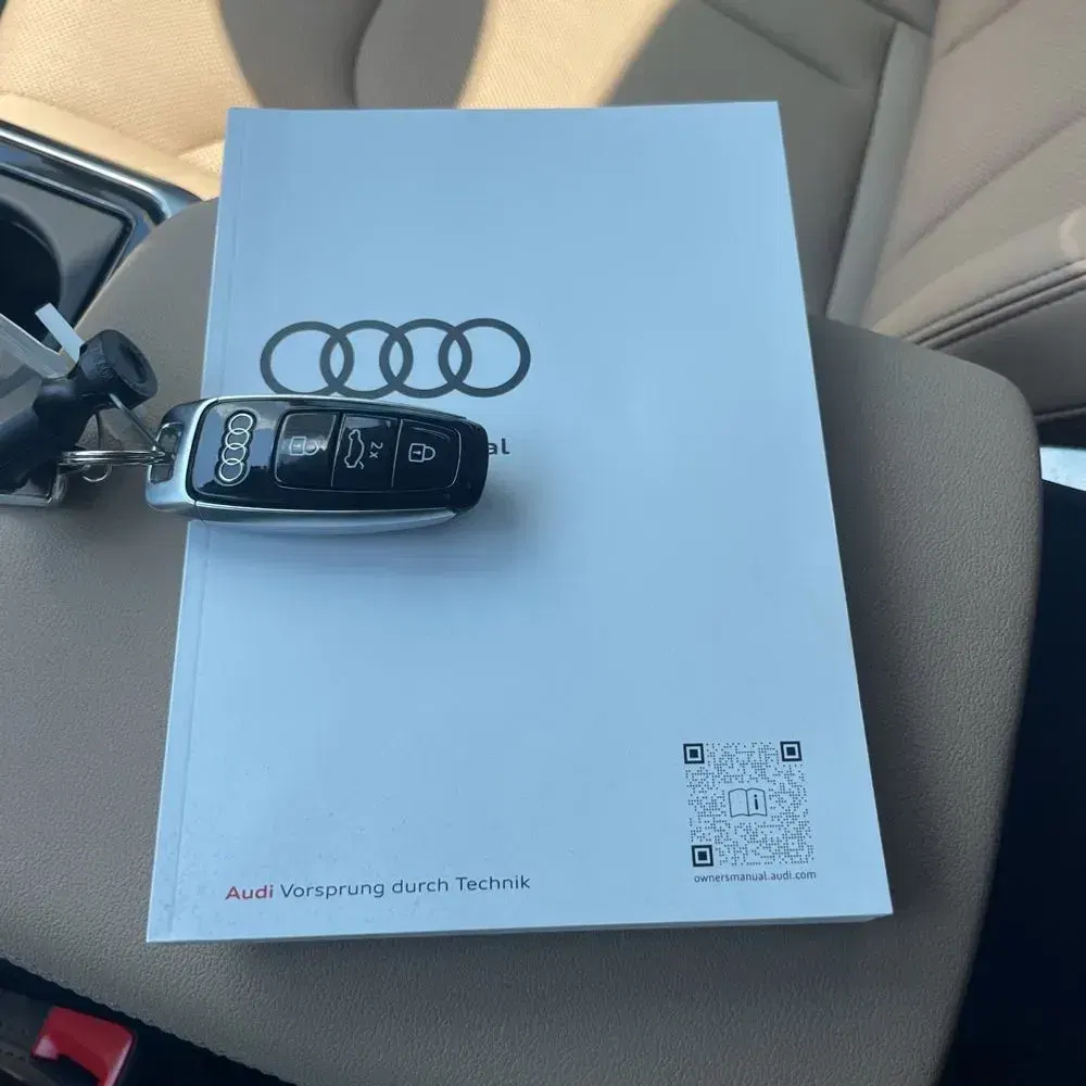 2025 Audi Q8 Premium Plus 55